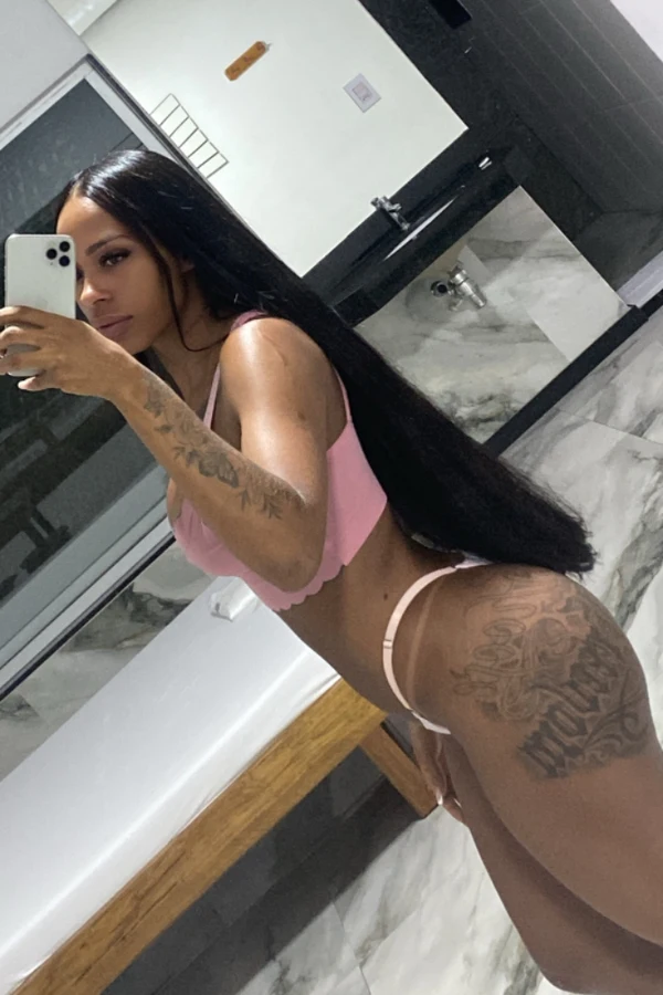 Alicia souza