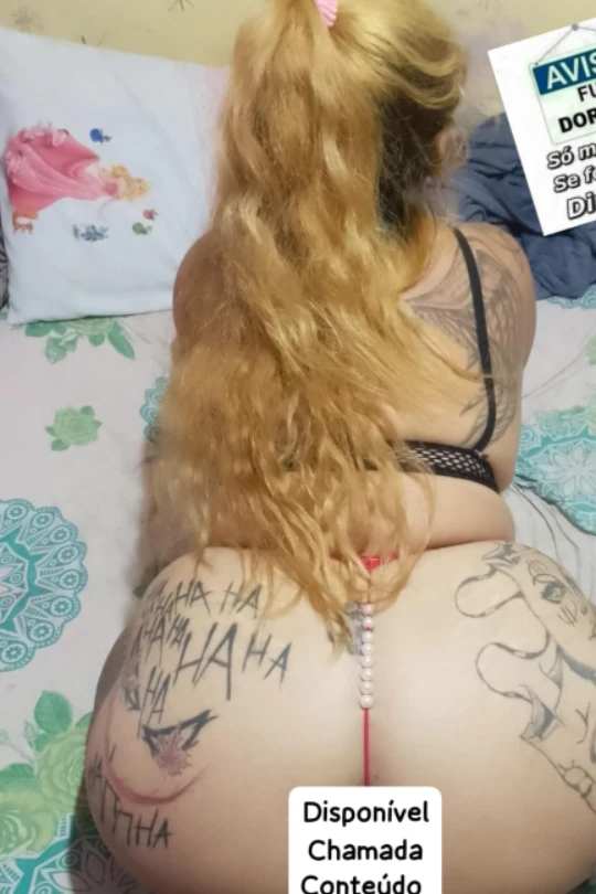 Fofa tatuada