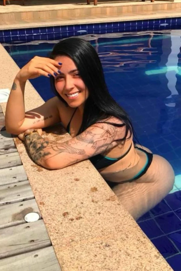 Nicole souza