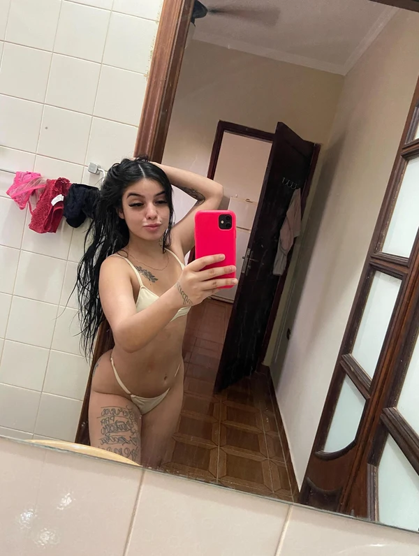 Larissa silva