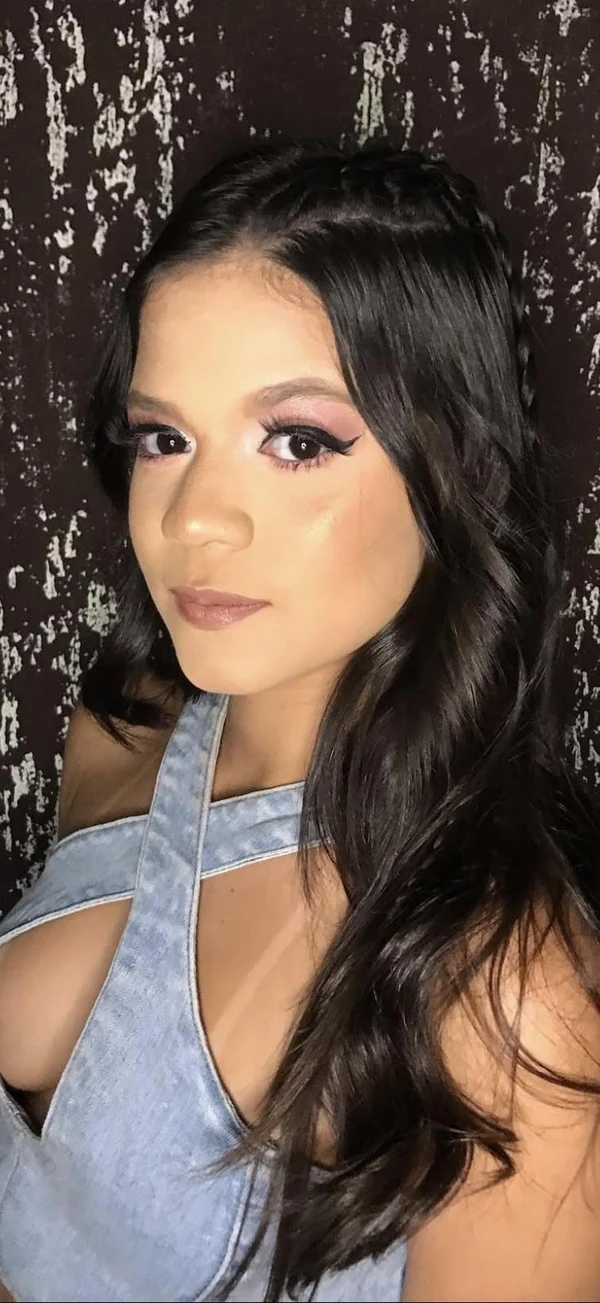 Laura luiza in