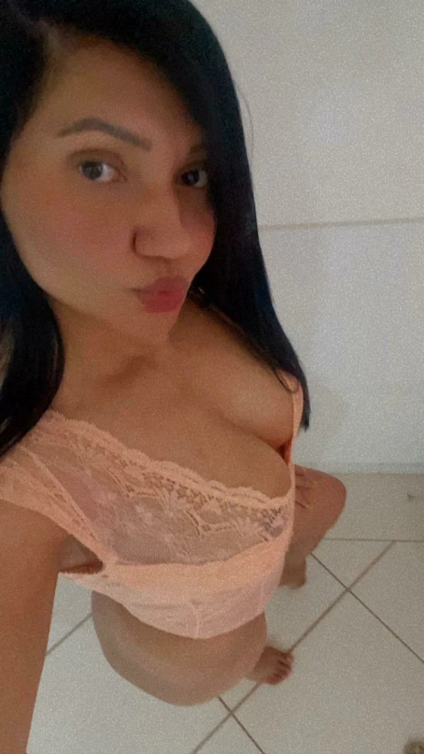 Stefany lanzoni