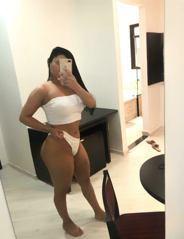 Stefany lanzoni