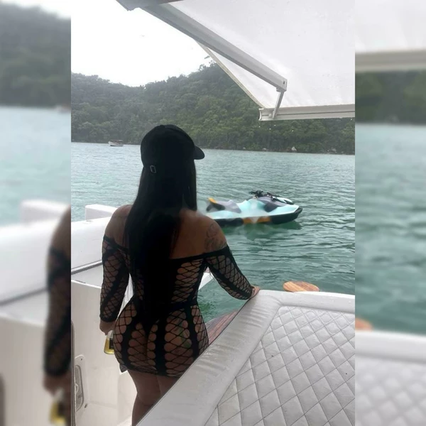 Morena gostosa