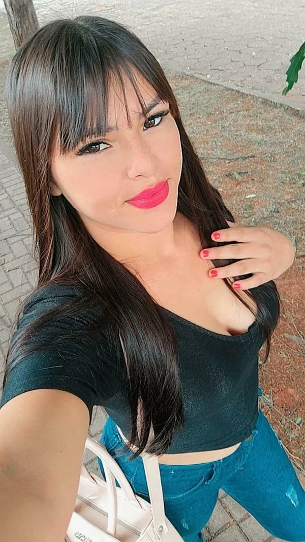 Arielle lins