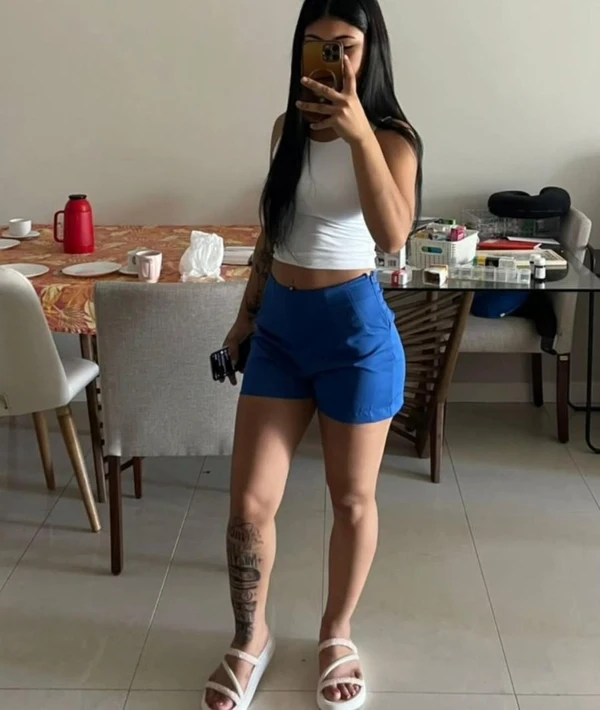 Larissa p