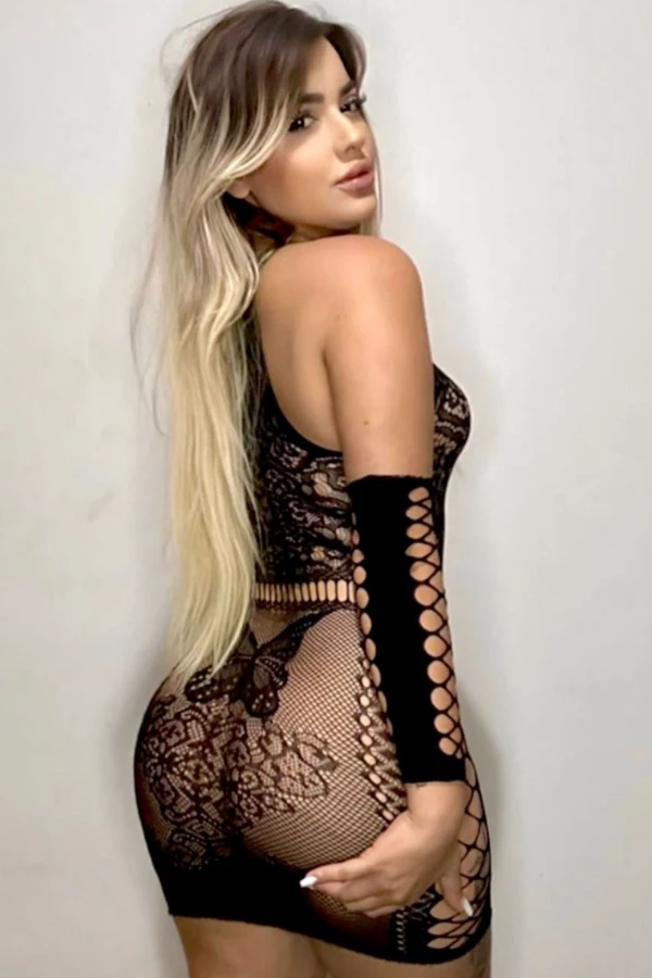 Daiane loira