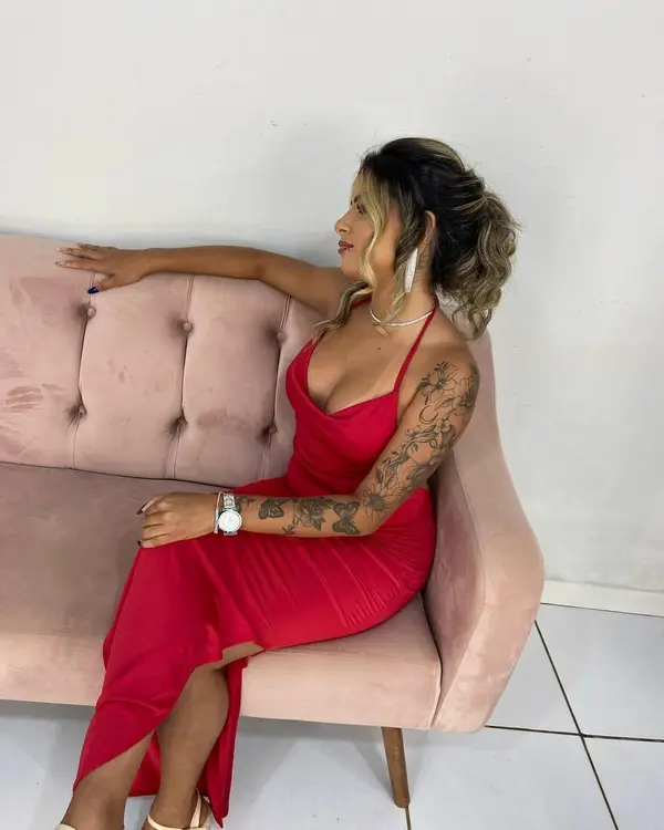 Erika thaís