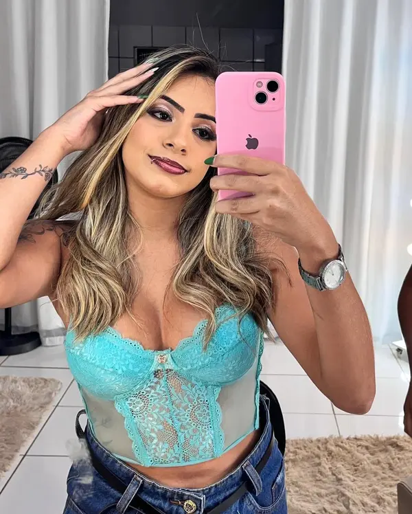 Erika thaís