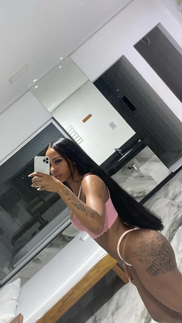Alicia souza