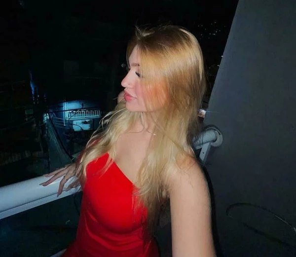 Camila 4
